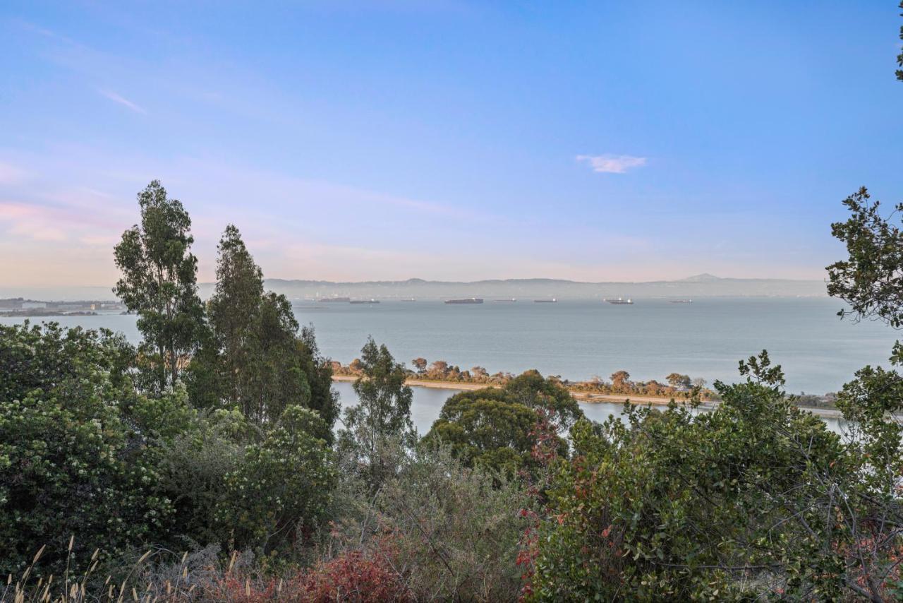 Marbella Lane - 3Br Penthouse Executive Suite, Sfo, Parking Brisbane Bagian luar foto