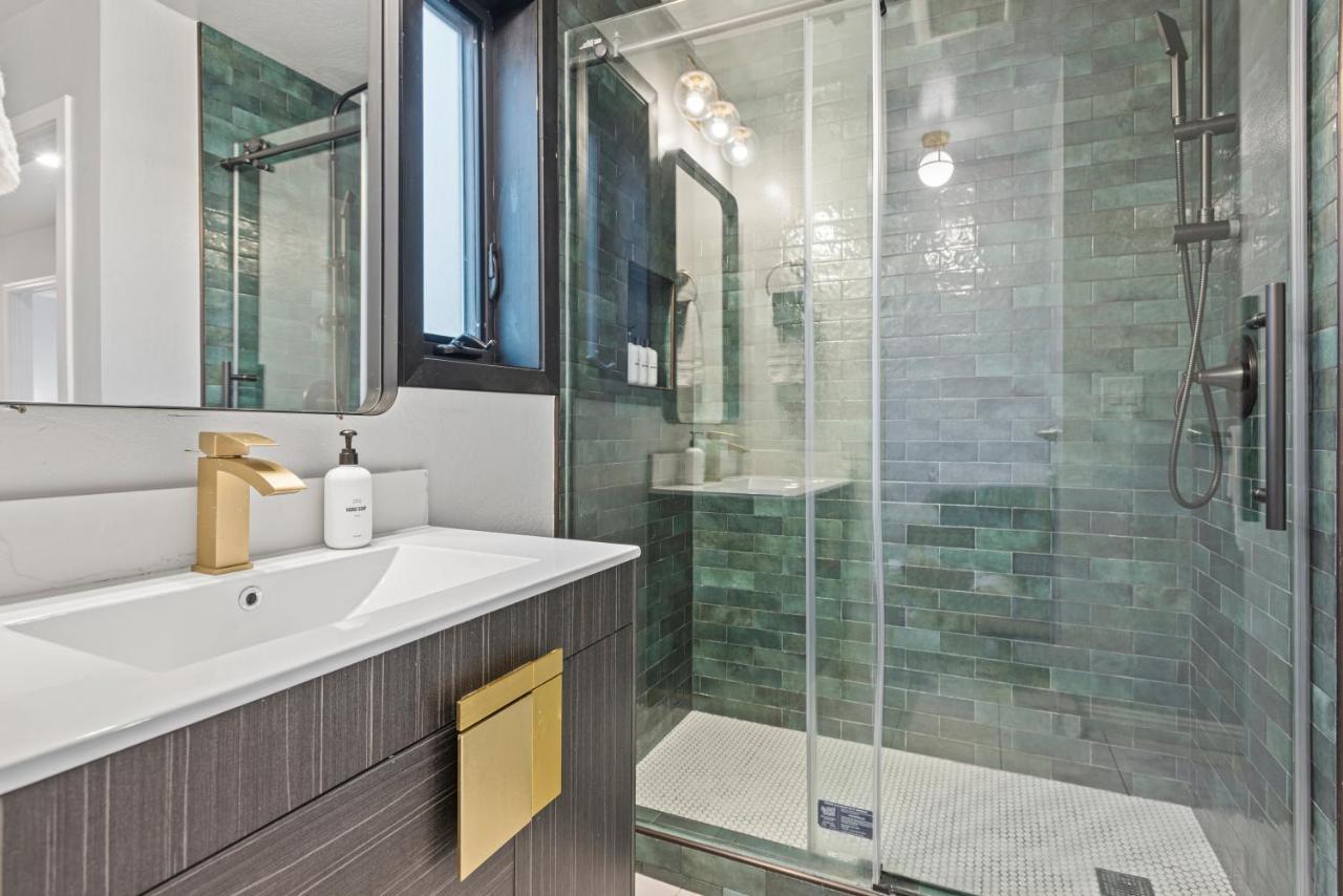 Marbella Lane - 3Br Penthouse Executive Suite, Sfo, Parking Brisbane Bagian luar foto